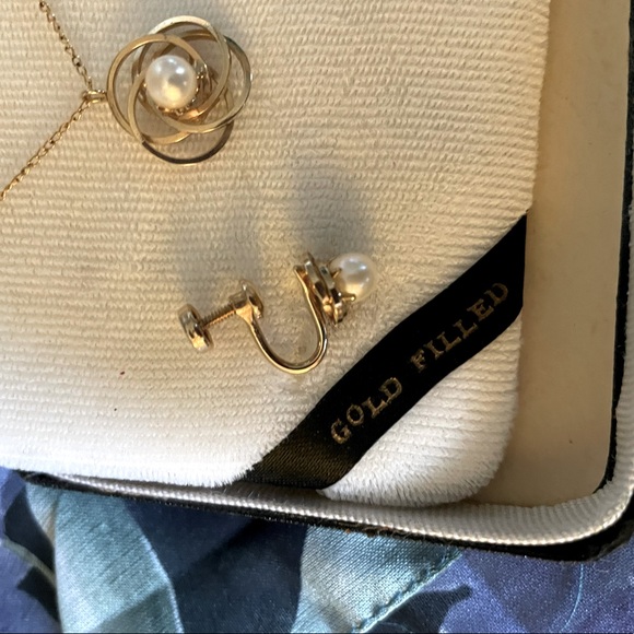 Antique Continentsl Earring and Pendant Set- Gold Filled - Picture 2 of 2